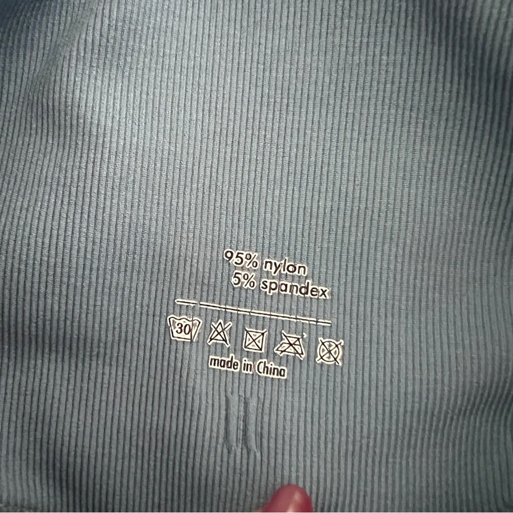 *SOLD* Aoxjox Leggings - Picture 4 of 6